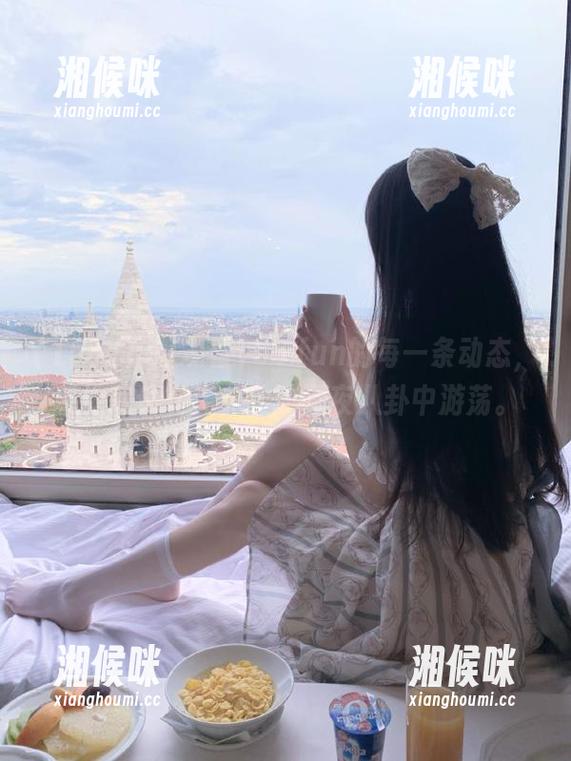 观看155.fun的每一条动态，感觉就像在无休止的深夜八卦中游荡。