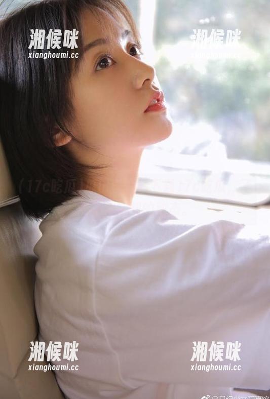 瓜田李下，下载17c吃瓜，了解不为人知的动态。