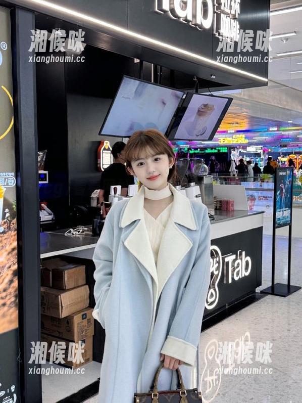 看看网址里的51cg，黑料刷屏，心里乐开花