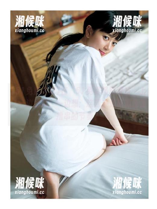 在‘51免费黑料网站’上，一边划页，一边想：这到底是吃瓜还是撸串的节奏？