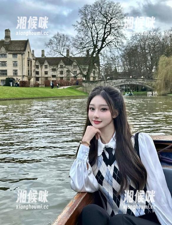 进入51吃瓜首页，感觉自己随时可能被网址牵走。