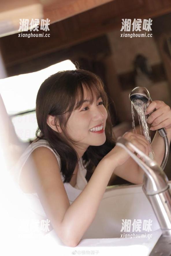 登陆“51吃瓜fun”网页，感觉自己变成了吃瓜小精灵，真是累啊…