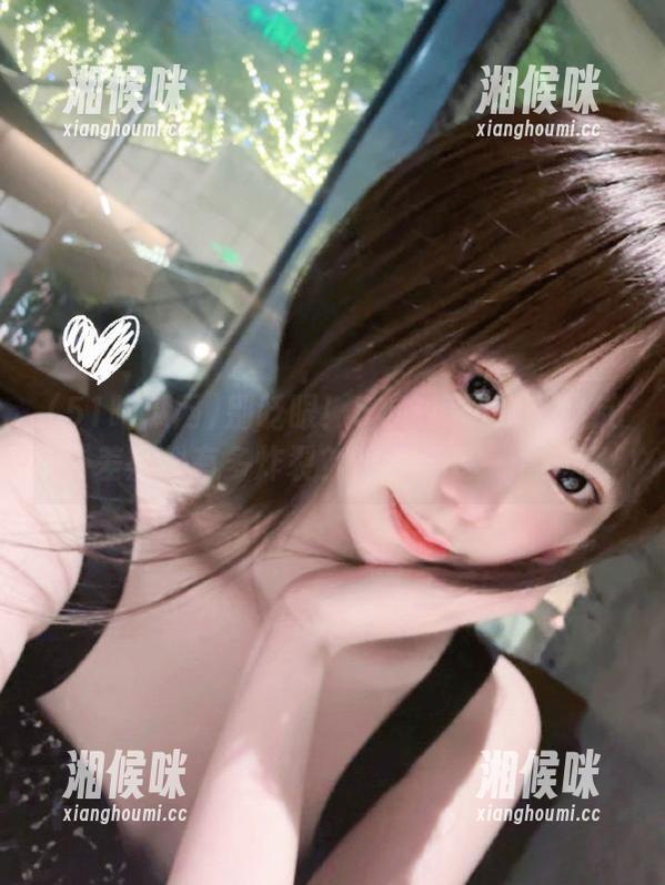别眨眼！51吃瓜网收藏的反差黑料有多炸裂？快来感受一下！