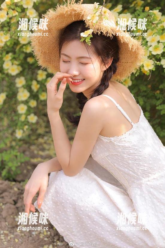 每日一瓜，51黑料官网准时更新，根本停不下来！