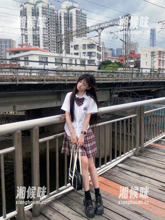 这是5i吃瓜网在线的今日特辑，真想把热门瓜种满全家！
