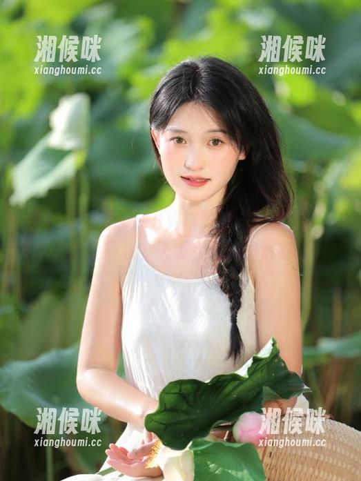 “718娱乐”网站：如何在八卦中迷失自我？天哪，这瓜真够寡淡！