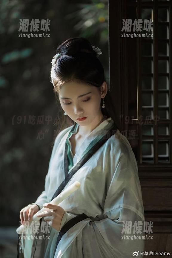 吃瓜不迷路，“91吃瓜中心”教你如何精准找到瓜源
