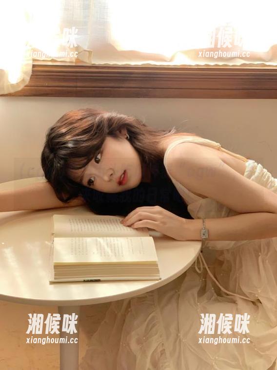 杭州街头吃瓜神器“cgw”，快来收藏我的日常吧！
