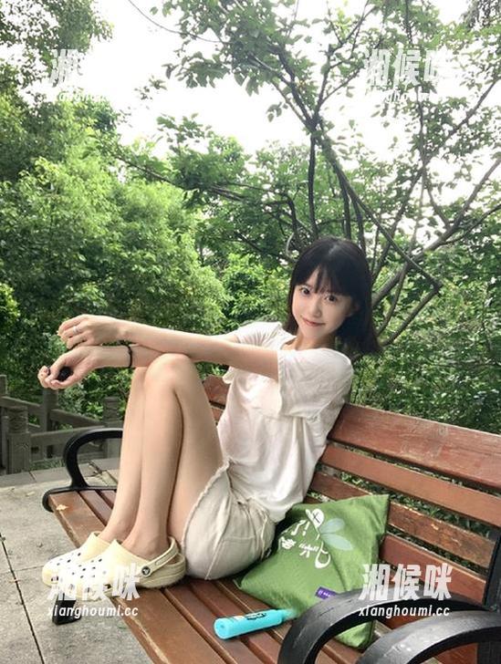 不信？ios用户进hlw随便翻翻，暗恋的社交困境瞬间浮现。