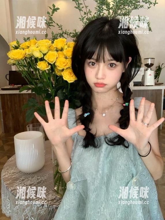 别担心导航带你走偏，五一吃瓜网入口在这儿，快搭上这趟跟风列车！