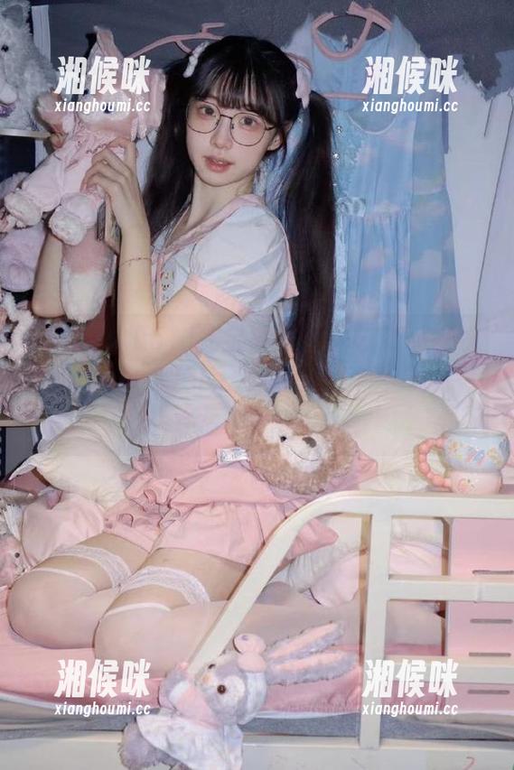 完全被“今日吃瓜51在线”的传送门吸引，别问我在干嘛，八卦一直在线嗷嗷叫！