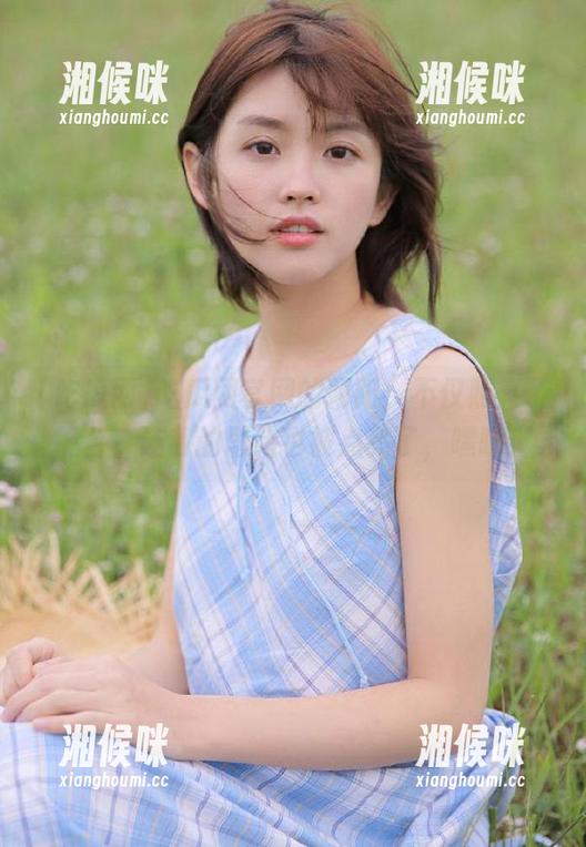 吃瓜网官网的朝阳，不仅照亮了平台，连我的思绪也被点亮了，嘿嘿！