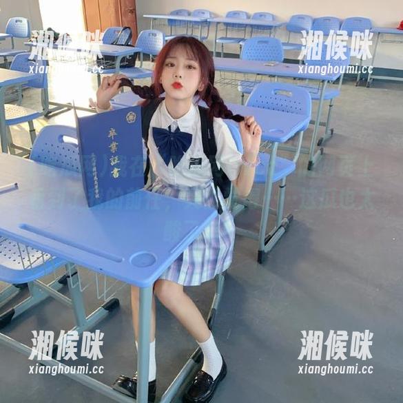 我在“吃瓜网twcc”的网页上看到了我的前任，突然觉得……这瓜也太酸了吧！