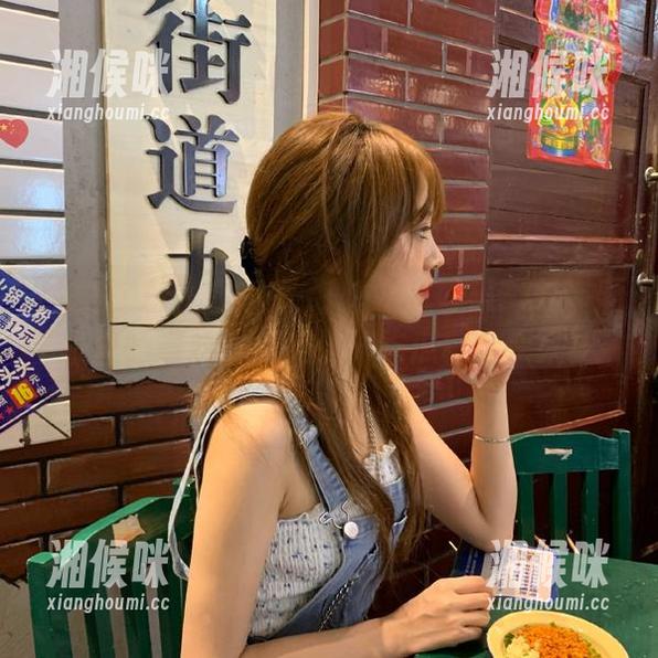 热门瓜-好想知道娱乐718苹果版里的爆料是真是假，吃瓜群众快来！