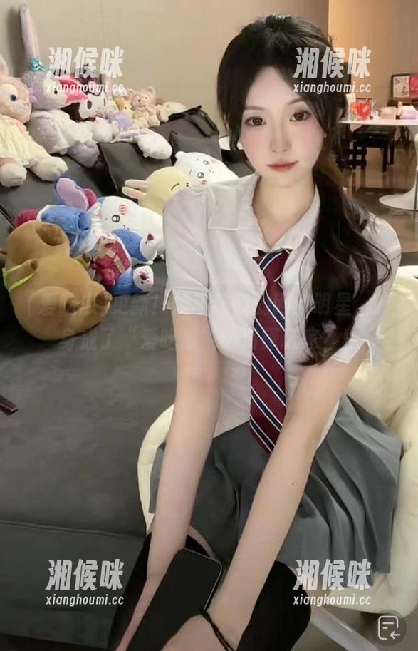 更新！从不吃瓜的网红明星，转身成了“爱吃瓜”的资深玩家？！