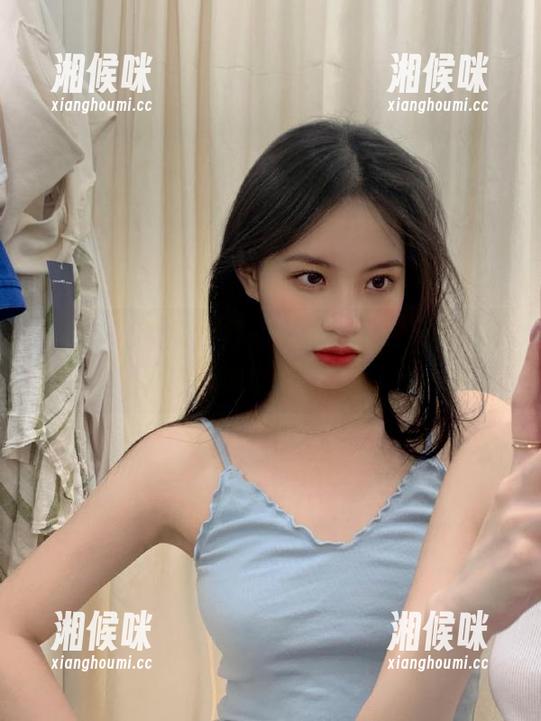听说网红明星也在爱吃瓜，有讨论她新地址的热帖哦！