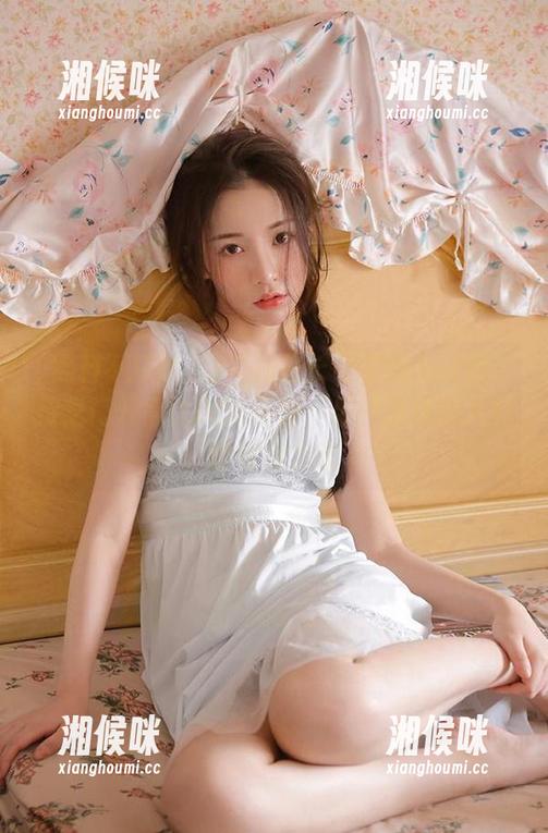 这“万里长征黑料不打烊”传送门开得比DDL还快，果然是获取八卦的好地方呢