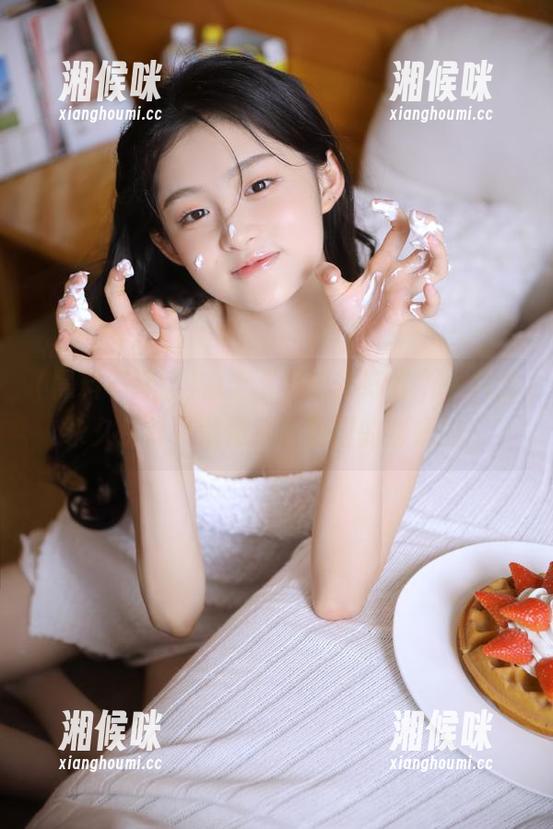点击“黑料不打烊”，八卦永久保鲜，就像我冰箱里的老奶酪！