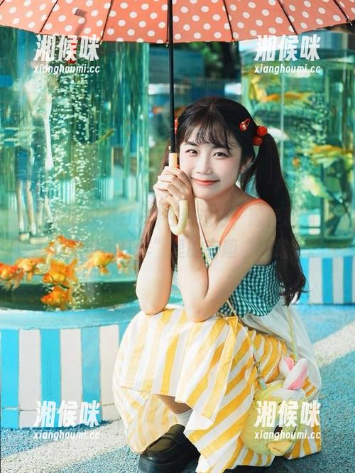 在线追番，顺便调戏“黑料吃瓜不打烊”里的有趣“线路”。