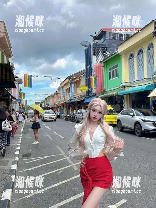 黑料社app，让我疼痛且快乐地吸收瓜皮碎片