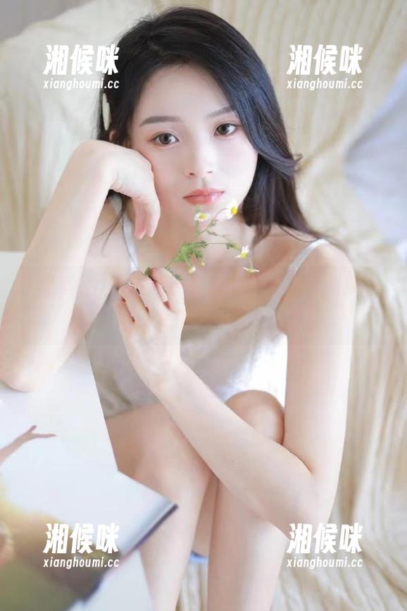 黑料社手机版，苹果版下载解锁不一样的八卦角色！