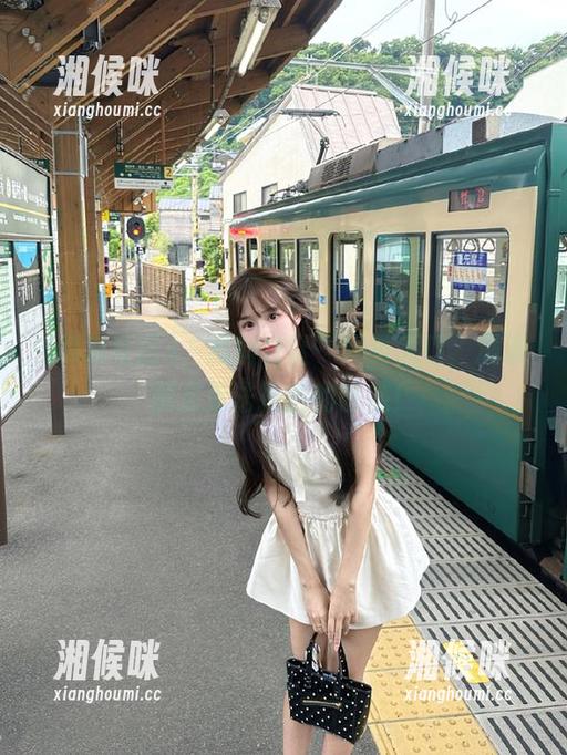 “黑料社区”网页入口，满满都是无法抵挡的诱惑！