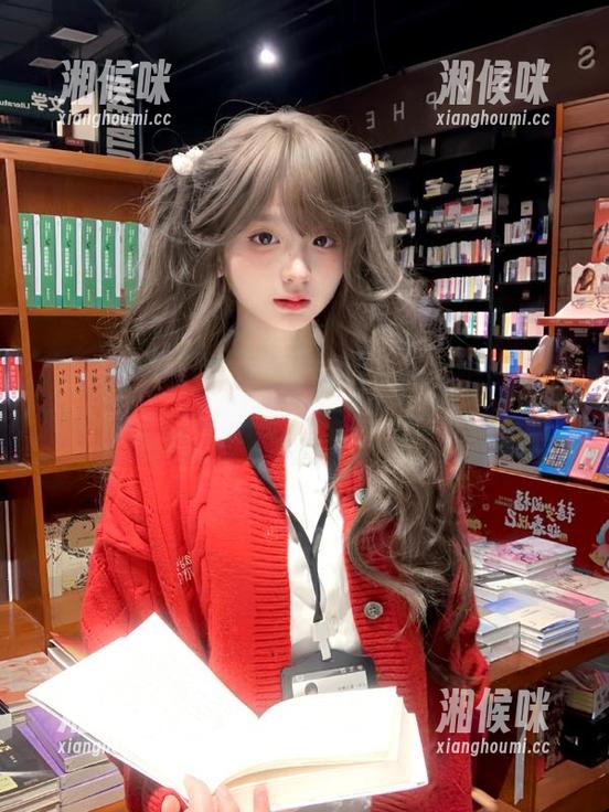 躲在安卓背后，我默默追踪黑料网的每个爆料，感觉自己像个秘密侦探！